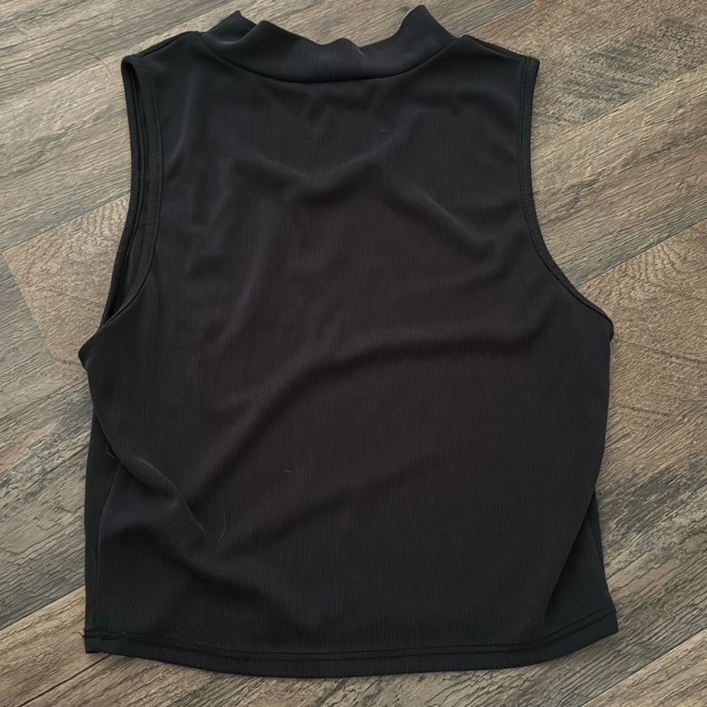Women's Dark Grey Ribbed Acemi Top Size Medium - Picture 3 of 3